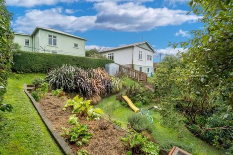 Photo of property in 25 Forfar Street, Clyde Hill, Dunedin, 9011