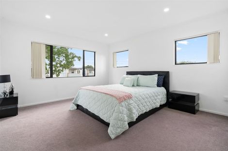 Photo of property in 36 Kenderdine Road, Papatoetoe, Auckland, 2025