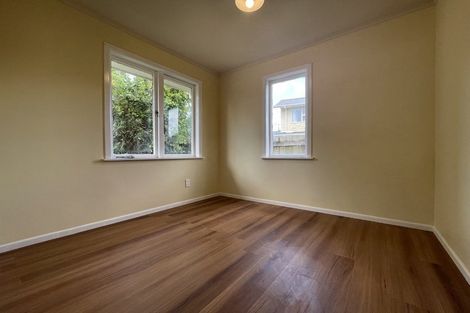 Photo of property in 36 Sherrybrooke Place, Sunnyvale, Auckland, 0612
