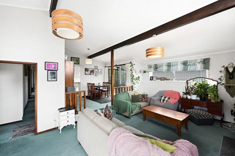 Photo of property in 8 Newcastle Road, Dinsdale, Hamilton, 3204