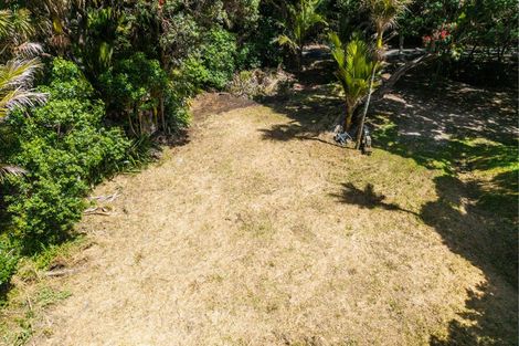 Photo of property in 48 Beach Valley Road, Piha, 0772