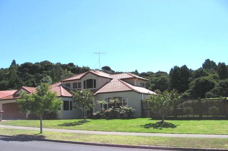 Photo of property in 25 Kate Sheppard Avenue, Torbay, Auckland, 0630