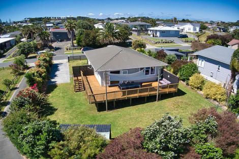 Photo of property in 10 Norfolk Drive, Mangawhai Heads, Mangawhai, 0505
