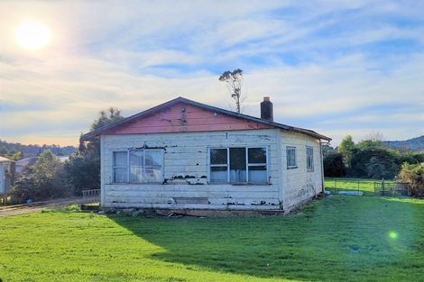 Photo of property in 10 Carroll Street, Runanga, 7803