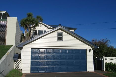 Photo of property in 24 Omar Street, Khandallah, Wellington, 6035