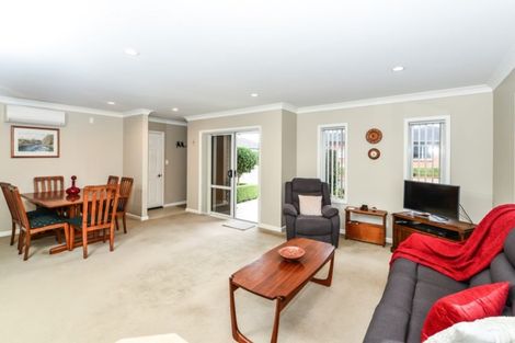 Photo of property in 5 Walter Court, Cambridge, 3434