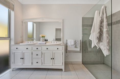 Photo of property in 59 Spur Road, Stillwater, Silverdale, 0993