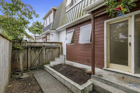 Photo of property in 8c Montgomery Crescent, Clouston Park, Upper Hutt, 5018