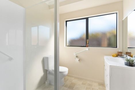 Photo of property in Rangeview Villas, 4/9 Fuller Close, Levin, 5510