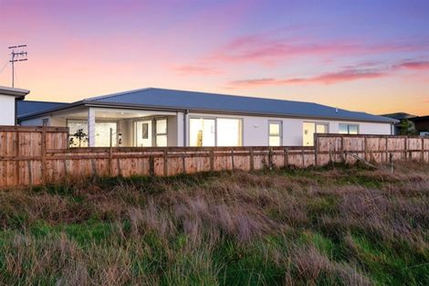 Photo of property in 26 Franks Way, Papamoa Beach, Papamoa, 3118