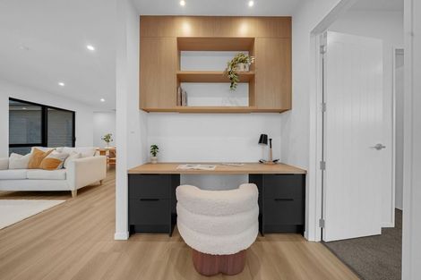 Photo of property in 22 Leathem Crescent, Pokeno, 2402