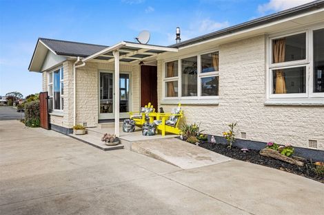 Photo of property in 16 Bracebridge Street, Kaiapoi, 7630