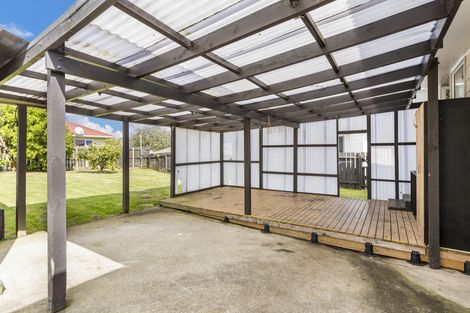 Photo of property in 32 Burundi Avenue, Clendon Park, Auckland, 2103