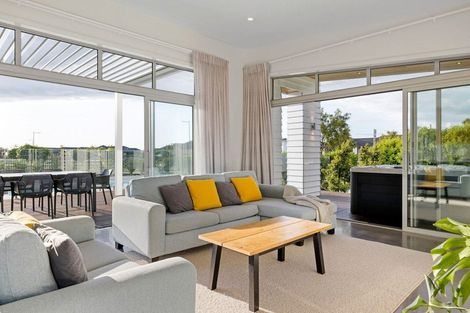 Photo of property in 1 Alan Livingston Drive, Cambridge, 3434