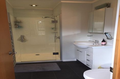 Photo of property in 42-44 David Crescent, Karori, Wellington, 6012