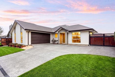 Photo of property in 22 Highgate Drive, Rangiora, 7400