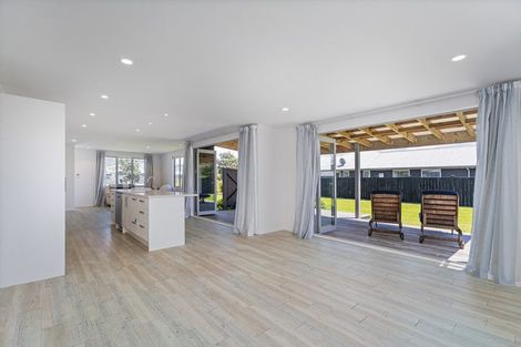 Photo of property in 42 Longreach Drive, Cooks Beach, Whitianga, 3591