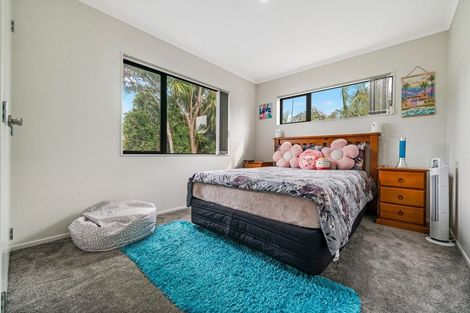 Photo of property in 61a Awaroa Road, Sunnyvale, Auckland, 0612