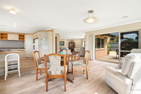 Photo of property in 4 Merlin Close, Huntington, Hamilton, 3210