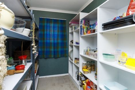 Photo of property in 33 Lower High Street, Marton, 4710