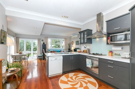 Photo of property in 9 Hinau Street, Maeroa, Hamilton, 3200