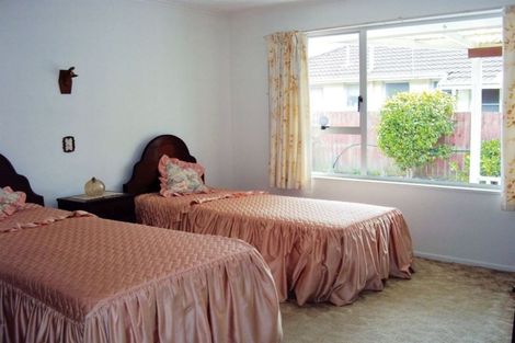 Photo of property in 1/181 Queenspark Drive, Parklands, Christchurch, 8083