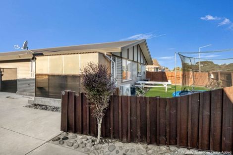 Photo of property in 2/90 Queenspark Drive, Parklands, Christchurch, 8083