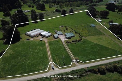 Photo of property in 28 West Road, Mangatainoka, Pahiatua, 4982