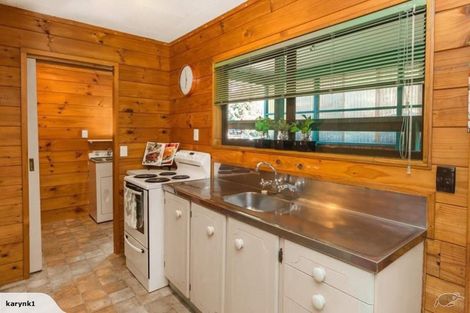 Photo of property in 5 Shackle Lane, Whitby, Porirua, 5024