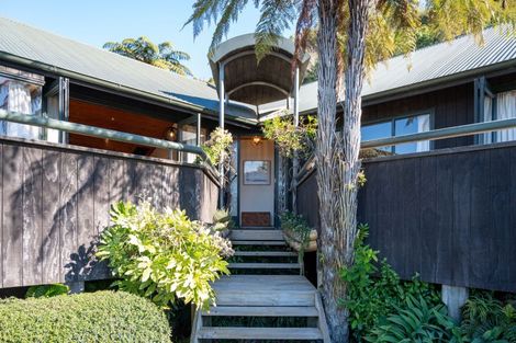 Photo of property in 240 Spencer Road, Lake Tarawera, Rotorua, 3076