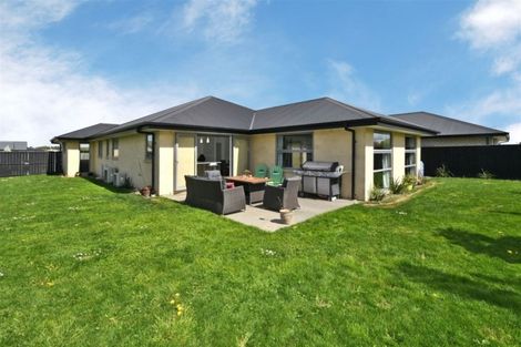 Photo of property in 24 Mcdermott Place, Halswell, Christchurch, 8025