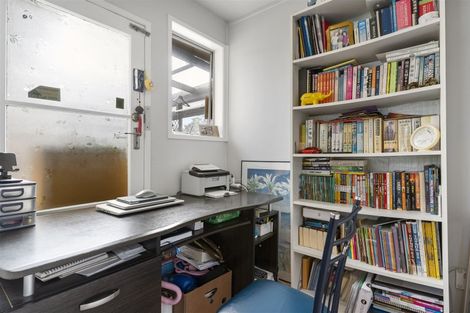 Photo of property in 371 Bucklands Beach Road, Bucklands Beach, Auckland, 2012