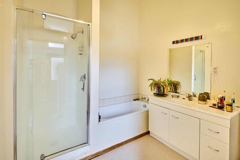 Photo of property in 34 Upland Road, Kelburn, Wellington, 6012