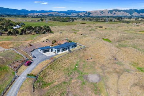 Photo of property in 174 Harakeke Road, Te Horo, Otaki, 5581