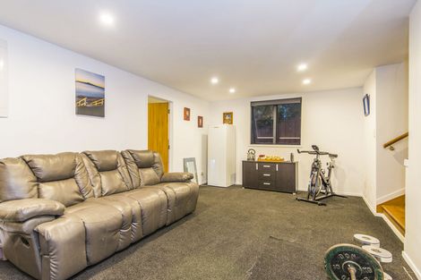 Photo of property in 59 Laingholm Drive, Laingholm, Auckland, 0604