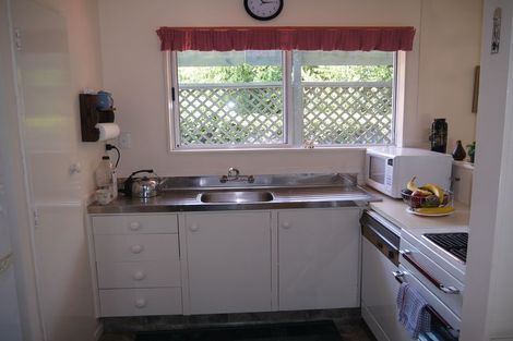 Photo of property in 2/60 Kinloch Road, Kinloch, Taupo, 3377