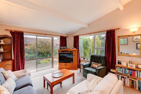 Photo of property in 2/32 Abberley Crescent, St Albans, Christchurch, 8014