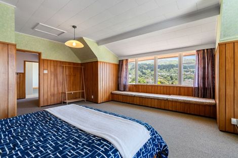 Photo of property in 61 Ranui Terrace, Tawa, Wellington, 5028