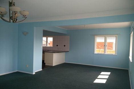 Photo of property in 16 Watson Place, Papatoetoe, Auckland, 2025