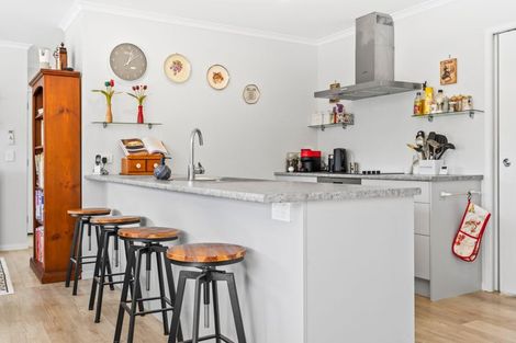 Photo of property in 3241 Paparoa-oakleigh Road, Paparoa, 0571