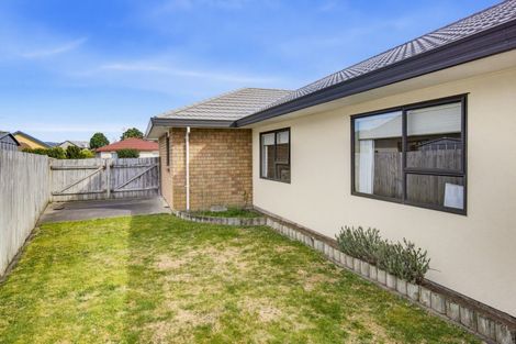 Photo of property in 14 Sunburst Court, Paraparaumu Beach, Paraparaumu, 5032