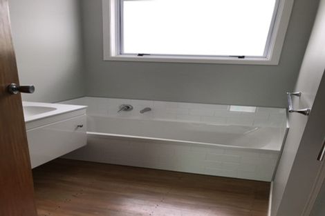 Photo of property in 53f Doralto Road, Frankleigh Park, New Plymouth, 4310