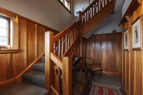 Photo of property in 2 Selwyn Road, Lyttelton, 8082