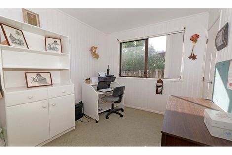 Photo of property in 53 Lavelle Road, Henderson, Auckland, 0612
