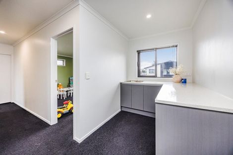 Photo of property in 54 Cyclamen Road, Mangere, Auckland, 2022