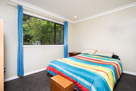 Photo of property in 36 Turanga Road, Henderson Valley, Auckland, 0612