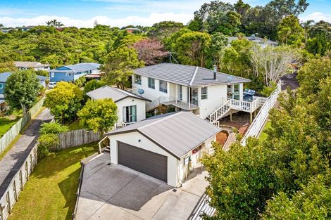 Photo of property in 11 Babington Place, Torbay, Auckland, 0630