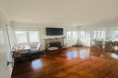 Photo of property in 41 Mahara Avenue, Birkenhead, Auckland, 0626