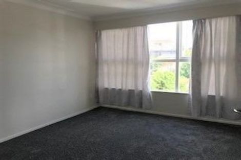 Photo of property in 305 Te Atatu Road, Te Atatu South, Auckland, 0610