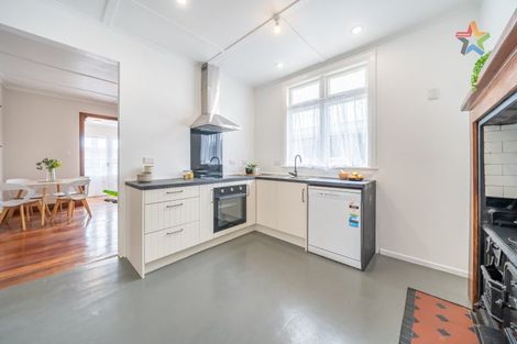 Photo of property in 32 Exchange Street, Ebdentown, Upper Hutt, 5018